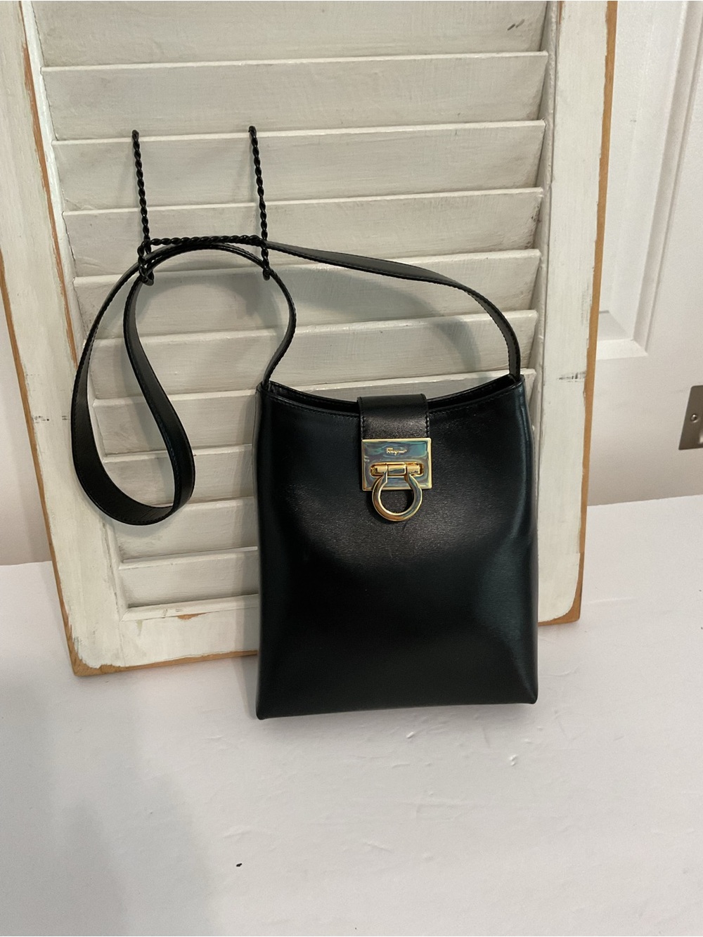 Salvatore Ferragamo Gancini Shoulder Bag - Picture 2 of 16